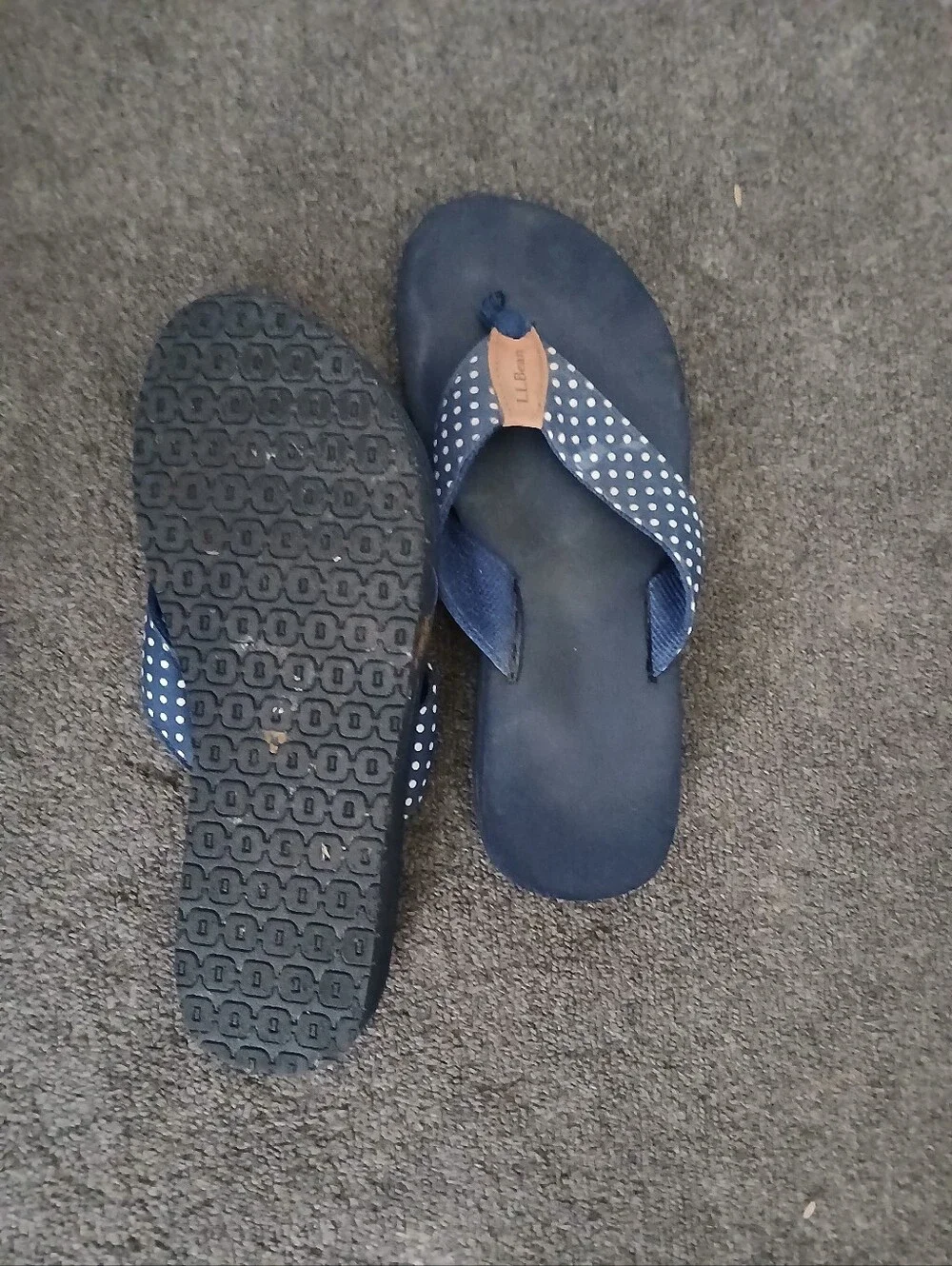 L.L. Bean Women's Navy Polka Dot Flip Flops Size 9M